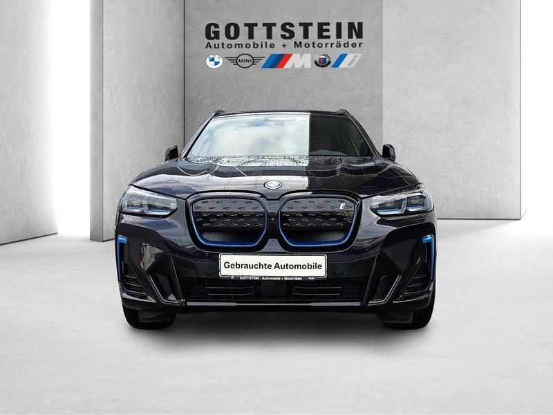 Gebraucht BMW iX3 Impressive 210 kW (286 PS) 2023 Schwarz SUV