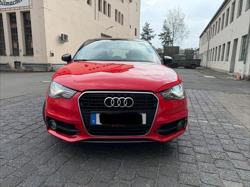 Gebraucht Audi A1 S-Line 122 PS (89 kW) 2014 Rot Kleinwagen