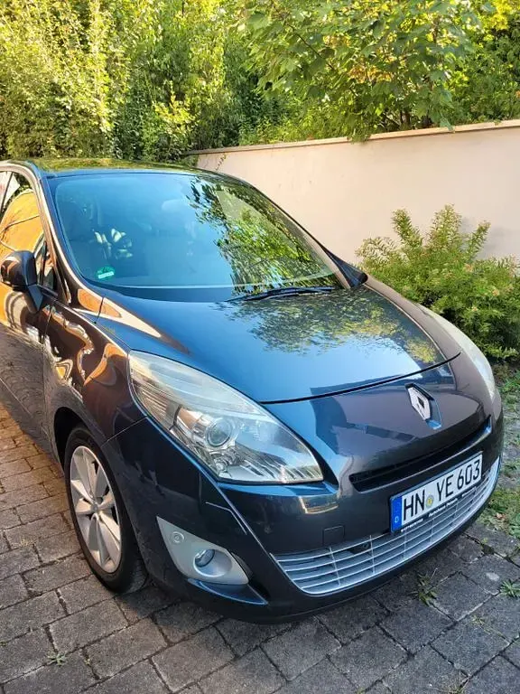 Gebraucht Renault Grand Scénic III Luxe 131 PS (96 kW) 2011 Van / Kleinbus