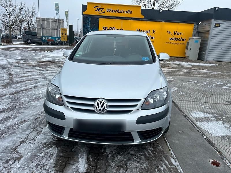 Silber Gebraucht 2006 VW Golf IV Kombi | 2.900 € (Etwas zu teuer) - Bild 1/4