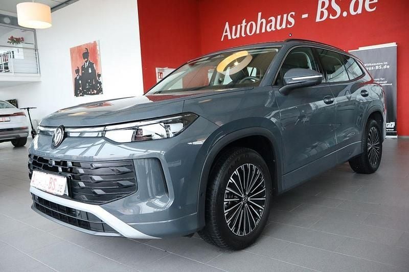 Gebraucht VW Tayron 150 PS (110 kW) 2025 Grau SUV