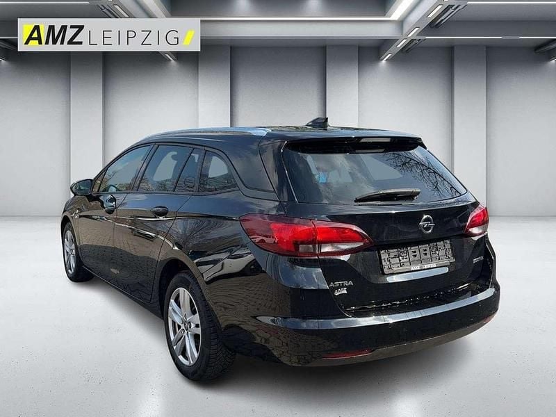 Gebraucht Opel Astra 105 PS (77 kW) 2018 Onyx schwarz (metallic) Kombi