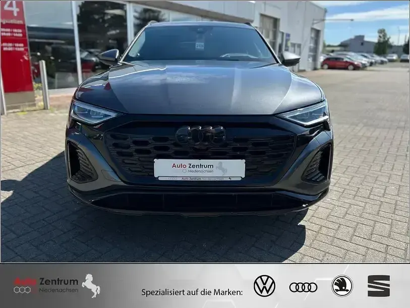Gebraucht Audi Q8 e-tron S-Line 300 kW (408 PS) 2024 Daytona gray pearl effect SUV