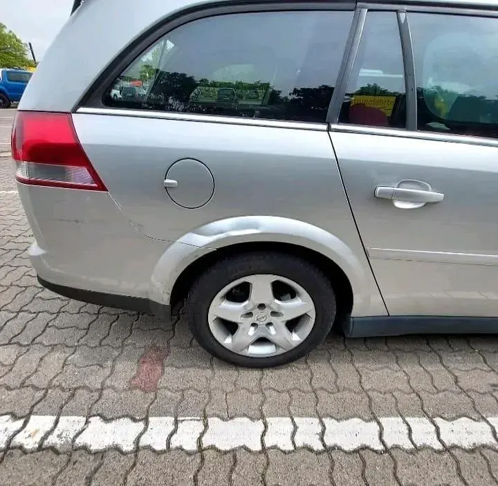 Gebraucht Opel Vectra 150 PS (110 kW) 2005 Silber Kombi