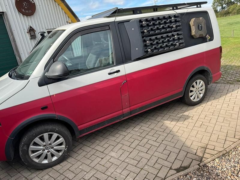 Weiß Gebraucht 2006 VW T5 Van | 9.500 € (Fairer Preis) - Bild 1/4