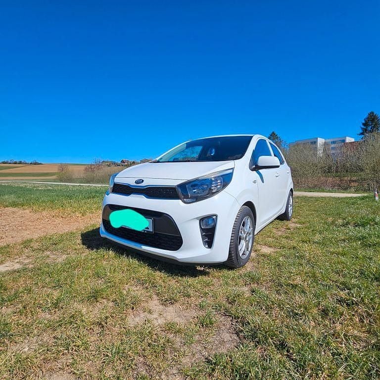 Second-hand Kia Picanto Attract 67 CP (49 kW) 2018 Alb Hatchback