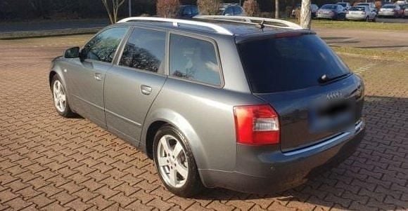 Gebraucht Audi A4 163 PS (119 kW) 2004 Grau Kombi