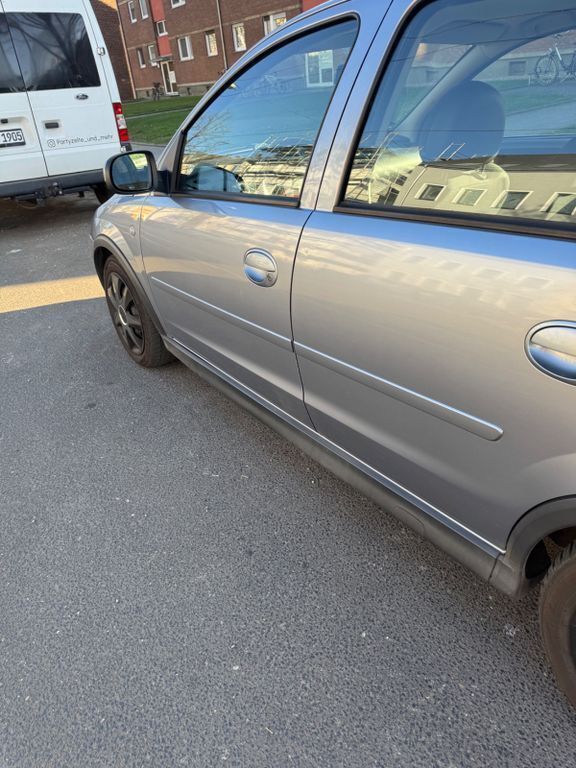 Gebraucht Opel Corsa 80 PS (58 kW) 2006 Grau Limousine
