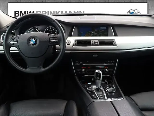 Gebraucht BMW 530 258 PS (189 kW) 2013 Silber Limousine