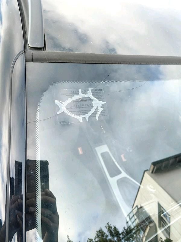 Schwarz Gebraucht 2007 BMW 318 Kombi | 2.100 € (Superpreis) - Bild 1/4