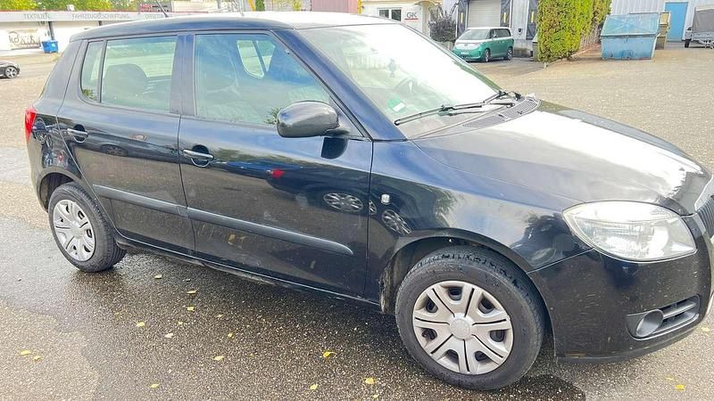 Gebraucht Skoda Fabia Classic 60 PS (44 kW) 2010 Schwarz Kleinwagen