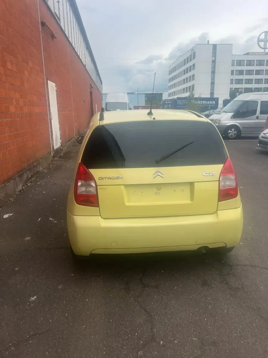 Gebraucht Citroën C2 70 PS (51 kW) 2006 Gelb Kleinwagen