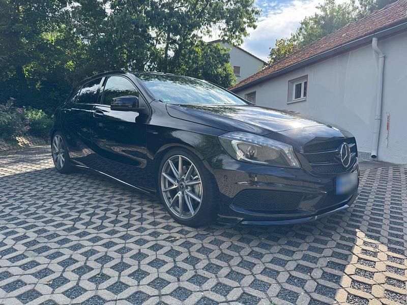 Gebraucht Mercedes A250 AMG line 211 PS (155 kW) 2013 Schwarz Limousine