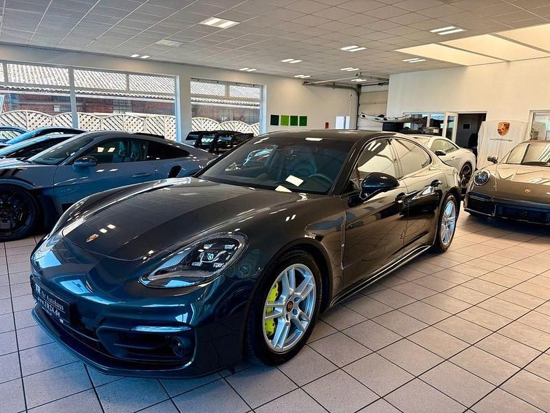 Gebraucht Porsche Panamera 4 E-Hybrid Platinum Edition 462 PS (339 kW) 2023 Grau Kleinwagen