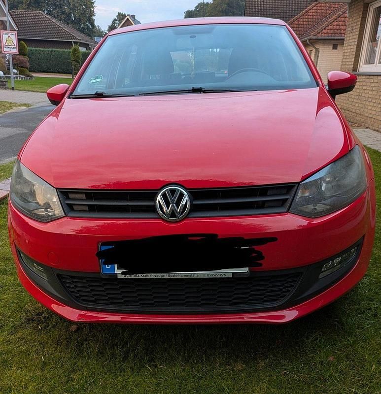 Rot Gebraucht 2012 VW Polo Match Kleinwagen | 4.000 € (Guter Preis) - Bild 1/4