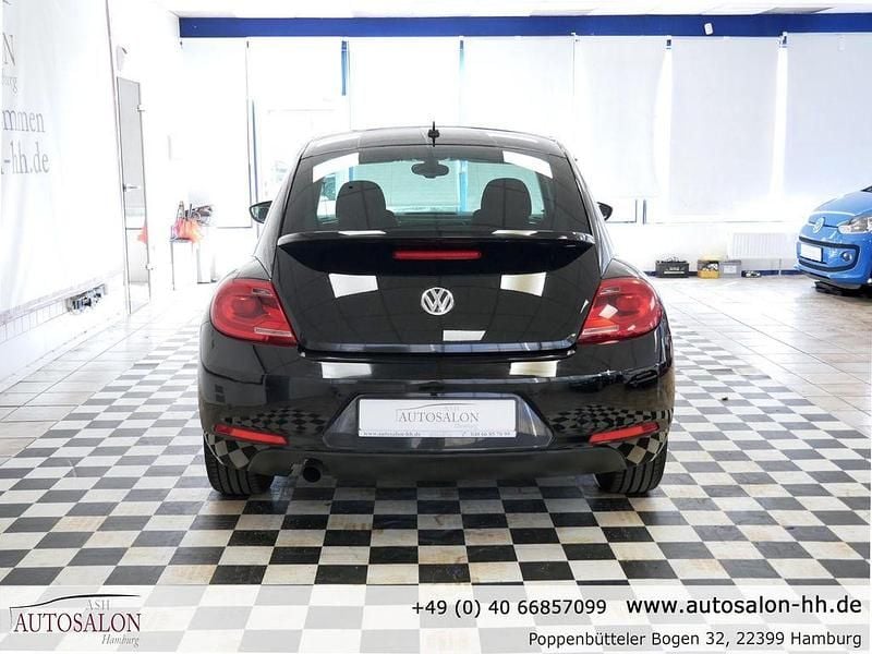 Gebraucht VW Beetle Cup 105 PS (77 kW) 2014 Schwarz Kleinwagen