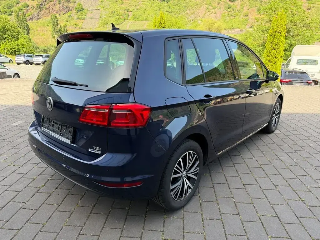 Gebraucht VW Golf Sportsvan Allstar 110 PS (80 kW) 2016 Blau Van / Kleinbus