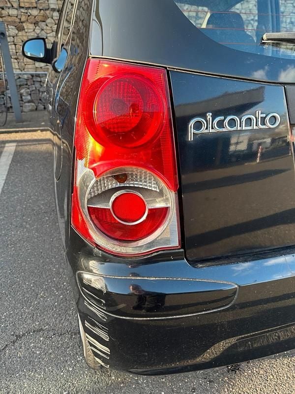 Gebraucht Kia Picanto 65 PS (47 kW) 2008 Schwarz Kleinwagen
