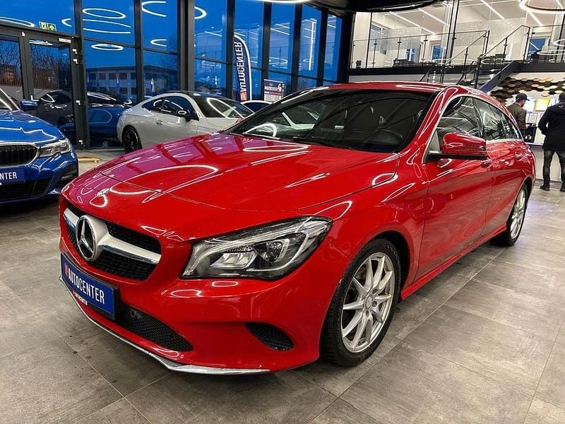 Gebraucht Mercedes CLA180 AMG 122 PS (89 kW) 2016 Rot Limousine