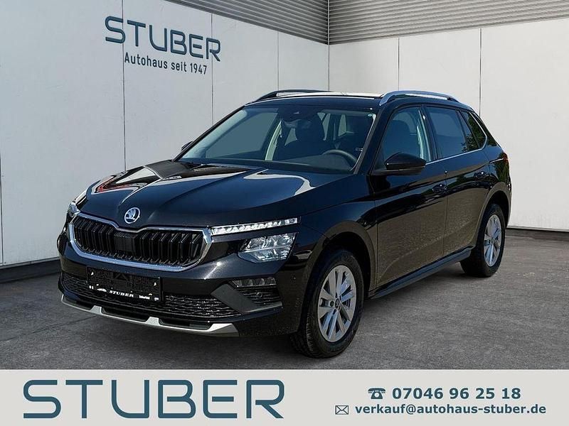 Schwarzmagic perleffekt Neu 2025 Skoda Kamiq Selection SUV | 31.690 € (Fairer Preis) - Bild 1/4