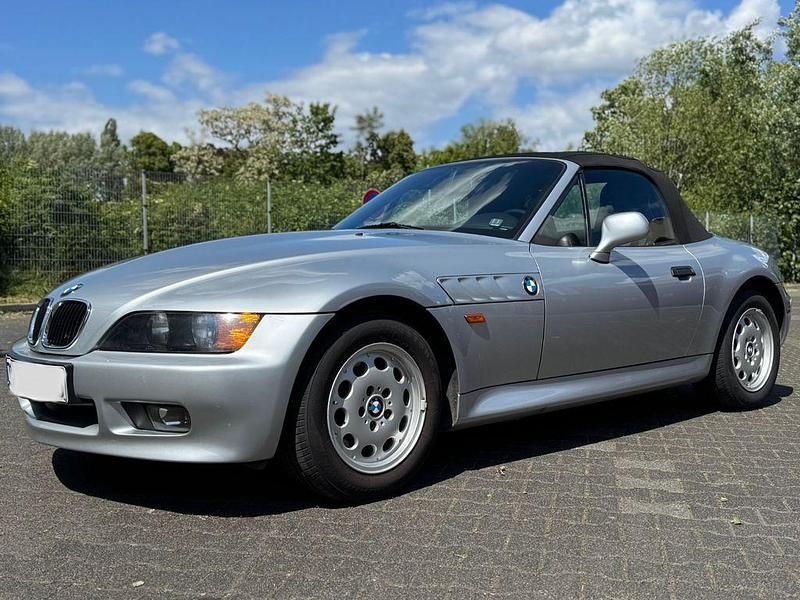 Silber Gebraucht 1998 BMW Z3 Sport Line Cabrio | 12.450 € (Teuer) - Bild 1/4