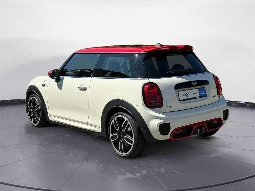 Gebraucht Mini John Cooper Works 231 PS (169 kW) 2021 Weiß Kleinwagen