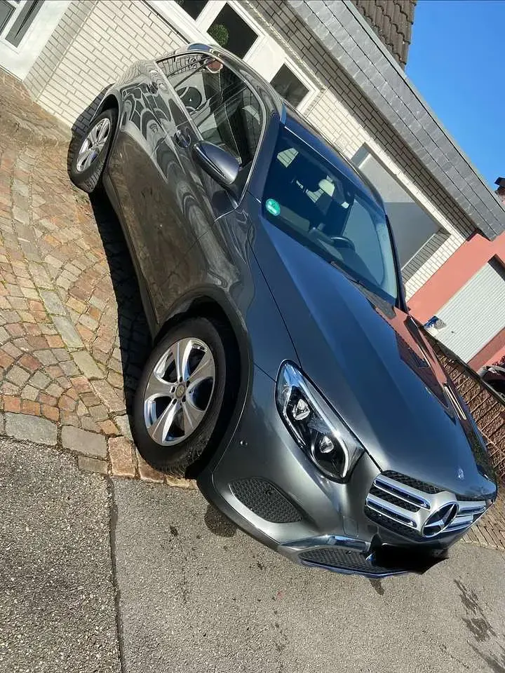 Gebraucht Mercedes GLC220 170 PS (125 kW) 2015 Grau SUV