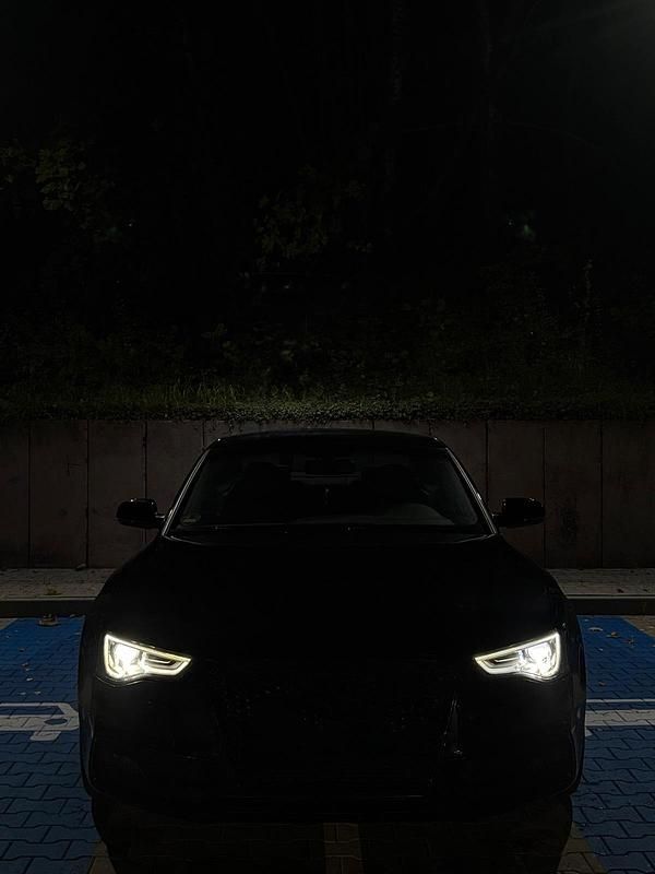 Schwarz Gebraucht 2014 Audi A5 Comfort Coupé | 12.800 € (Guter Preis) - Bild 1/4