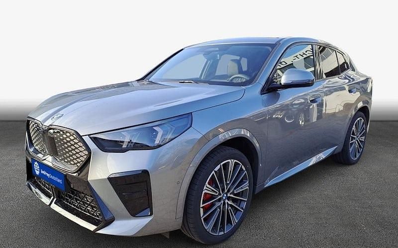 Neu BMW iX2 230 kW (313 PS) 2026 Grau SUV
