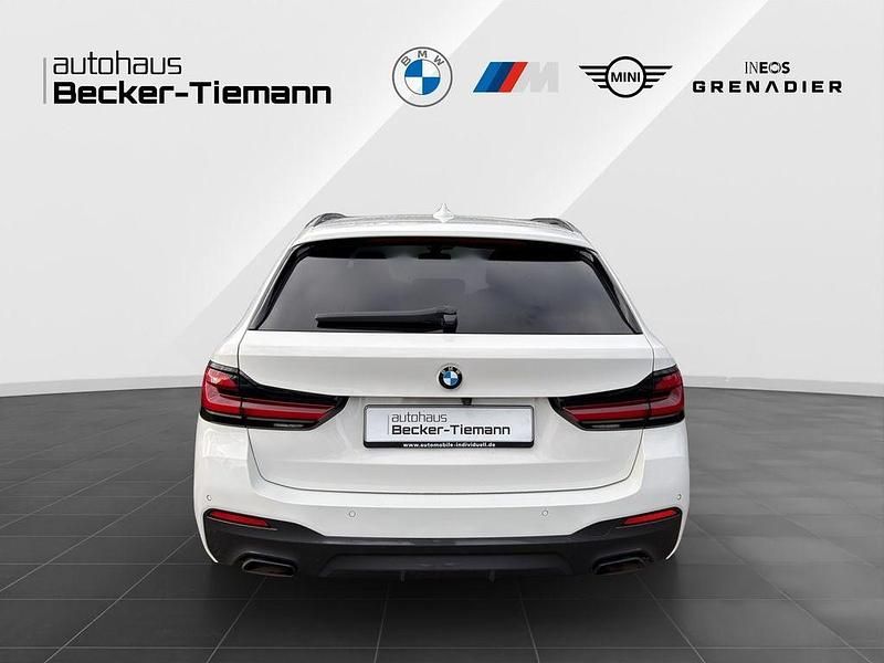 Gebraucht BMW 540 M Sport 340 PS (250 kW) 2022 Alpinweiß uni Kombi