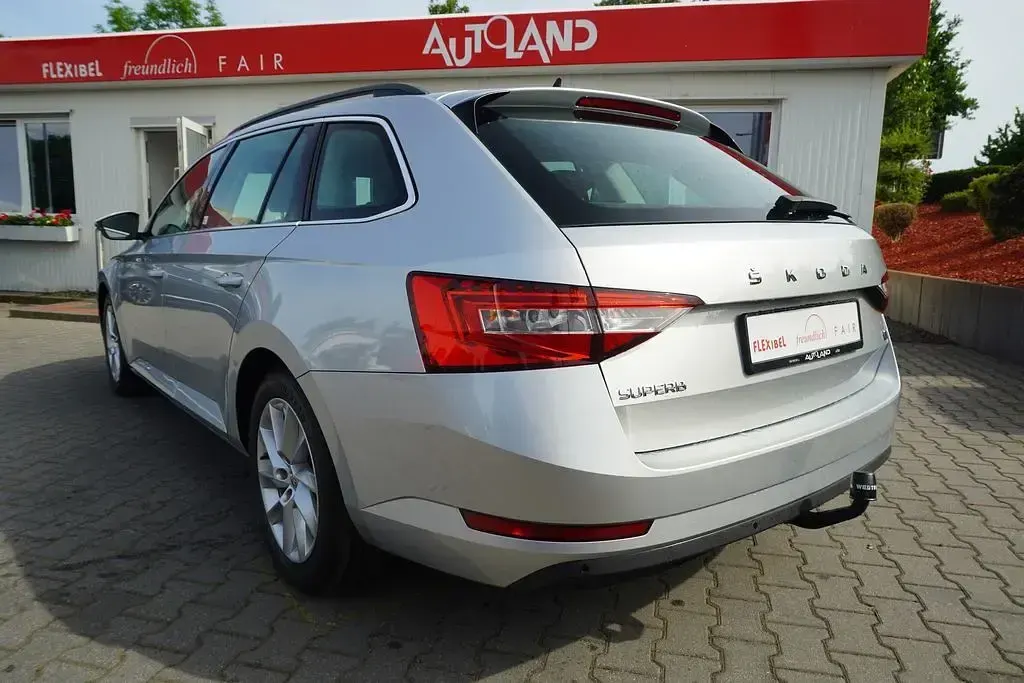 Gebraucht Skoda Superb Ambition 218 PS (160 kW) 2020 Silber Kombi