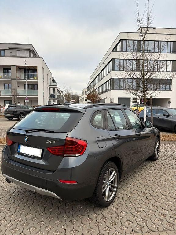 Gebraucht BMW X1 116 PS (85 kW) 2015 Grau SUV