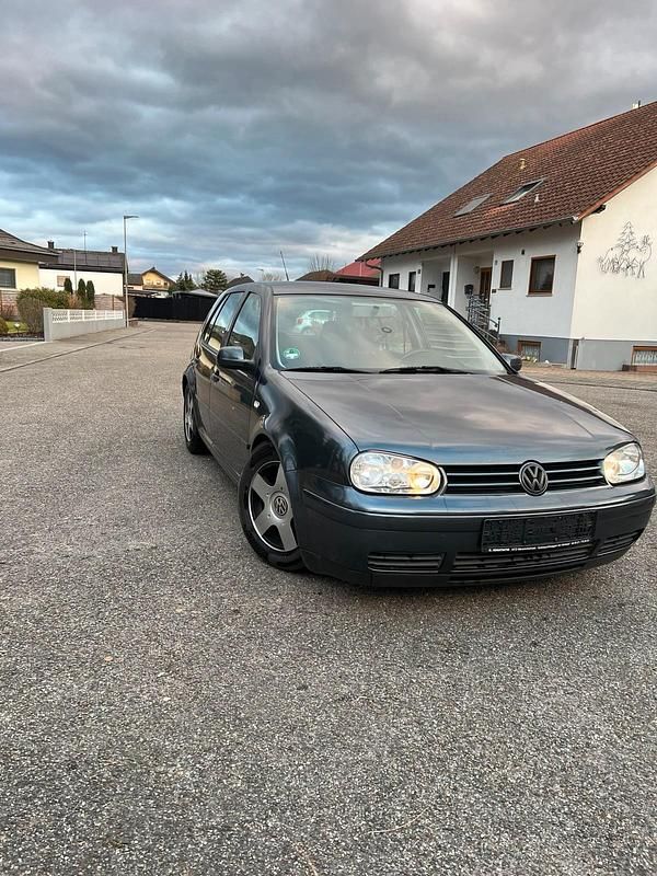 Gebraucht VW Golf IV 1998 Grau Kleinwagen
