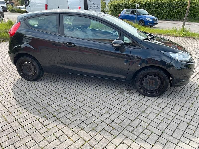 Gebraucht Ford Fiesta 69 PS (50 kW) 2009 Schwarz Kleinwagen