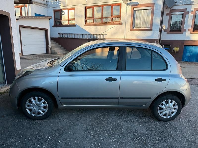 Gebraucht Nissan Micra 65 PS (47 kW) 2008 Silber Kleinwagen