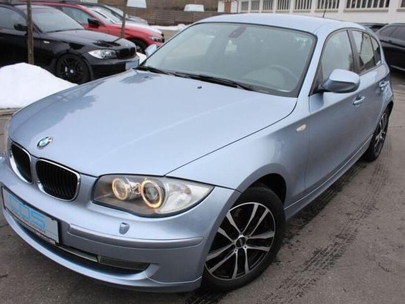 Second-hand BMW 118 Advantage 143 CP (105 kW) 2011 Albastru Hatchback