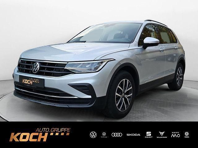 Reflexsilber metallic Gebraucht 2022 VW Tiguan Life SUV | 24.990 € (Etwas zu teuer) - Bild 1/4