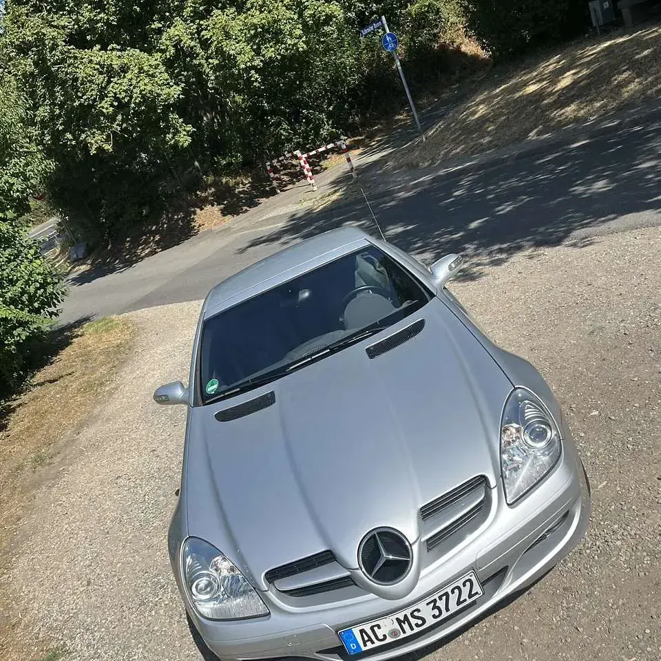 Gebraucht Mercedes SLK200 163 PS (119 kW) 2006 Silber Cabrio
