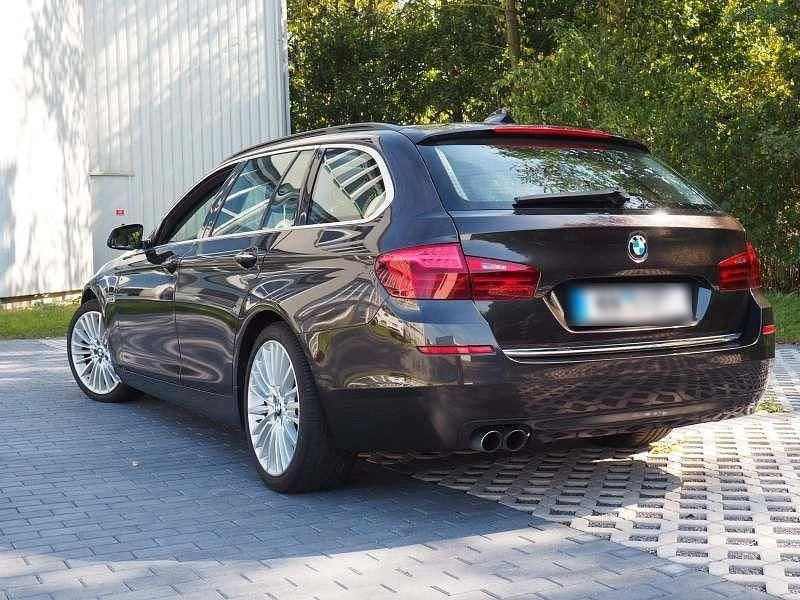 Gebraucht BMW 525 Luxury Line 231 PS (169 kW) 2017 Schwarz Kombi