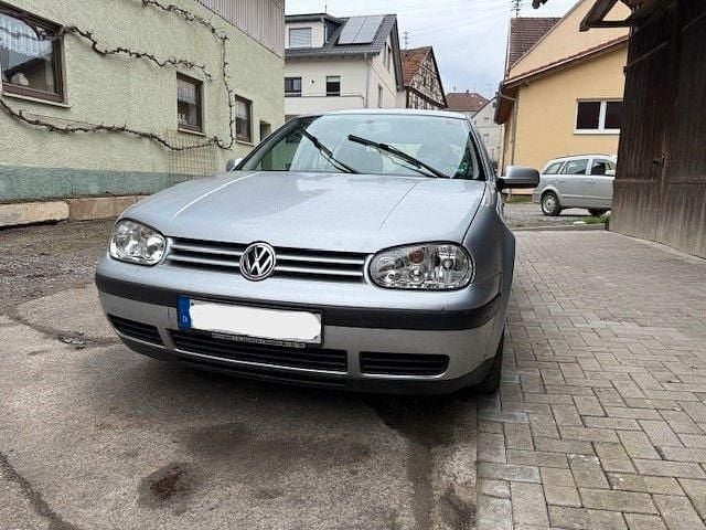 Gebraucht VW Golf IV 105 PS (77 kW) 2000 Silber Limousine