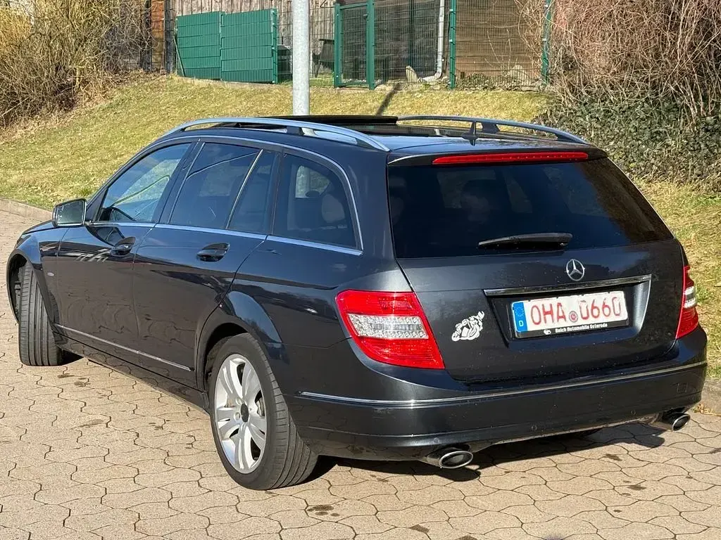 Gebraucht Mercedes C350 Avantgarde 231 PS (169 kW) 2010 Grau Limousine