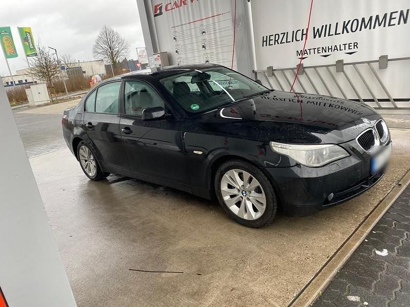 Gebraucht BMW 520 170 PS (125 kW) 2006 Schwarz Limousine