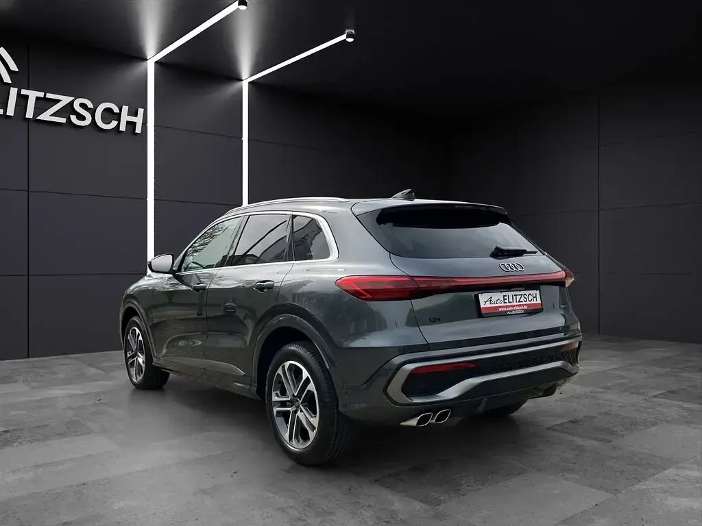 Gebraucht Audi Q5 S-Line 204 PS (150 kW) 2026 Grau SUV
