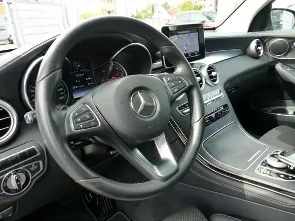 Gebraucht Mercedes GLC220 170 PS (125 kW) 2016 Schwarz SUV