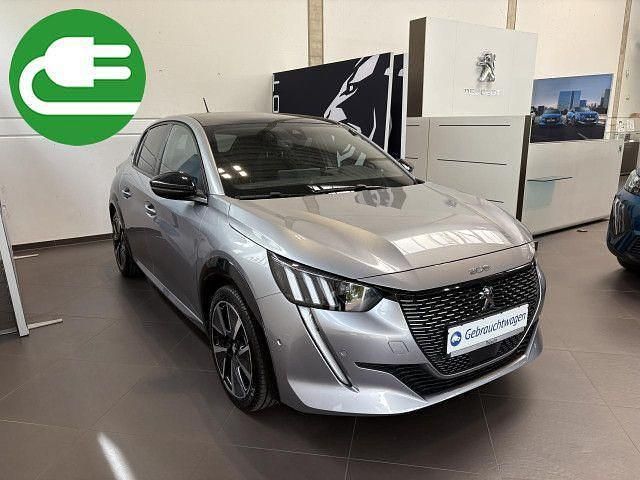 Silber Gebraucht 2021 Peugeot e-208 GT Kleinwagen | 16.900 € (Fairer Preis) - Bild 1/4