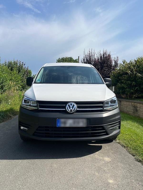 Weiß Gebraucht 2017 VW Caddy Maxi Van / Kleinbus | 13.450 € (Superpreis) - Bild 1/4
