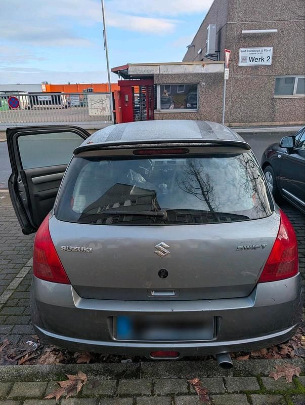 Gebraucht Suzuki Swift 105 PS (77 kW) 2009 Grau Kleinwagen