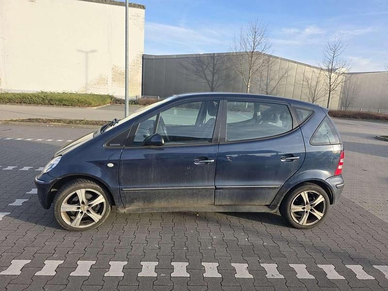 Gebraucht 2003 Mercedes A190 Limousine | 2.300 € (Etwas zu teuer) - Bild 1/4
