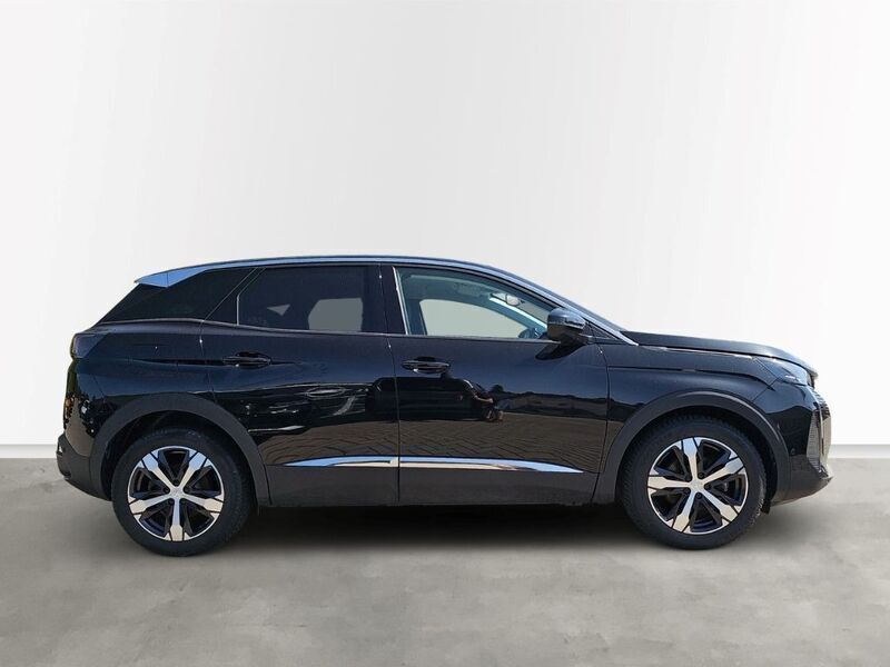 Gebraucht Peugeot 3008 Allure 131 PS (96 kW) 2022 Schwarz SUV