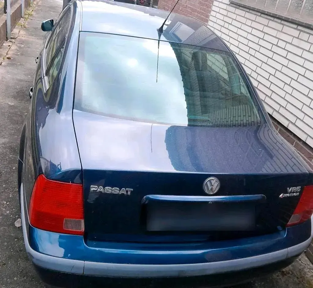 Używany VW Passat 150 KM (110 kW) 2002 Niebieski Sedan/Limuzyna